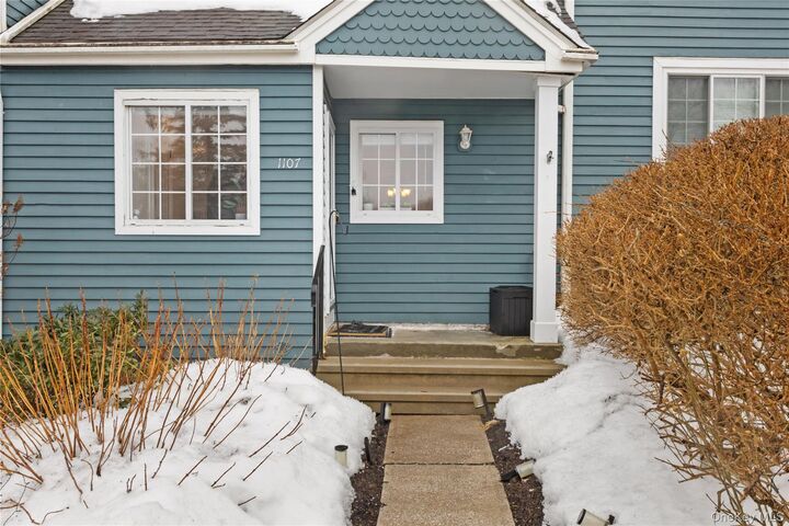 Property Photo:  1107 Somerset Knoll  NY 10509 