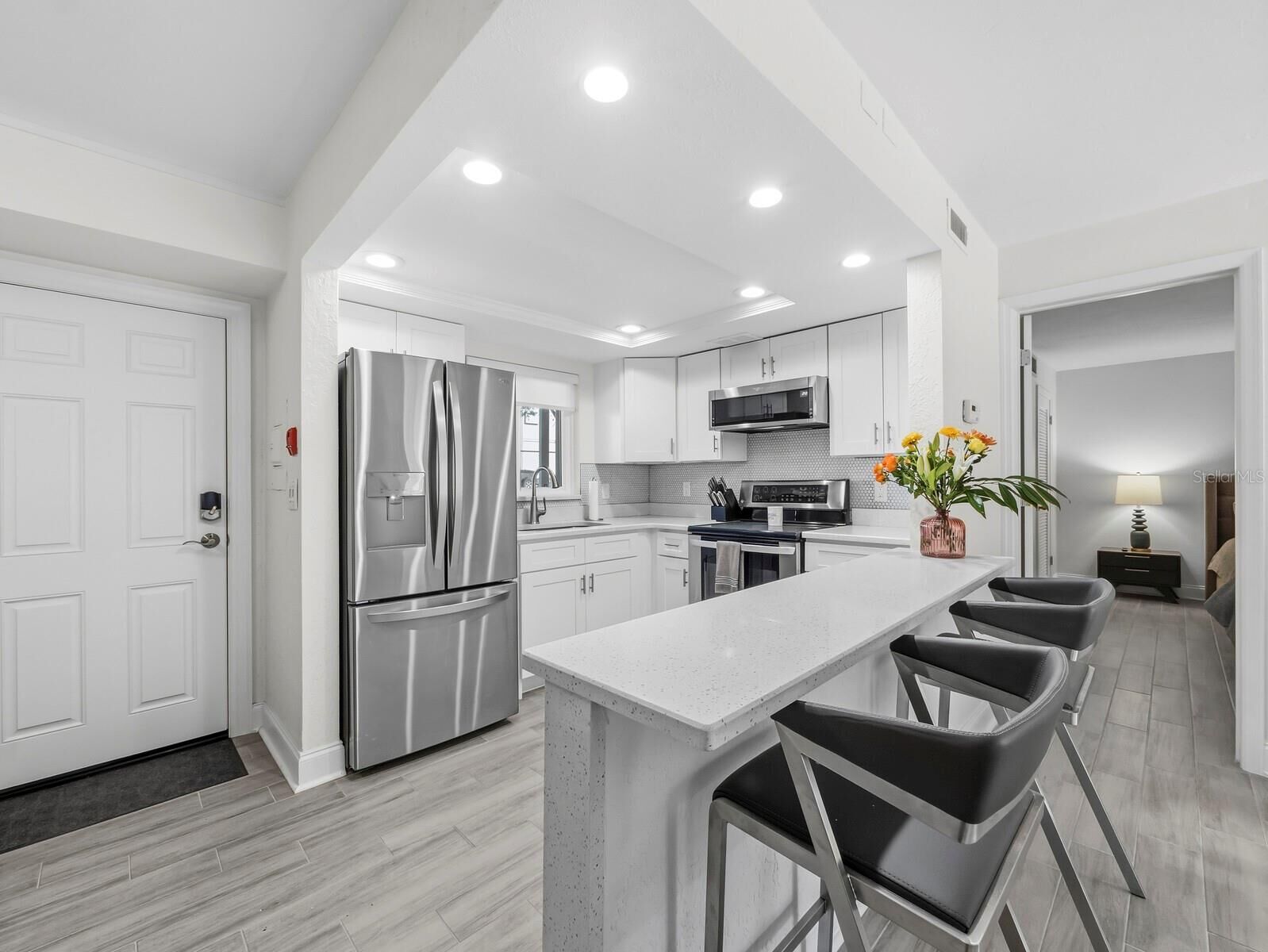 Property Photo: 3751 S School Avenue 11 FL 34239