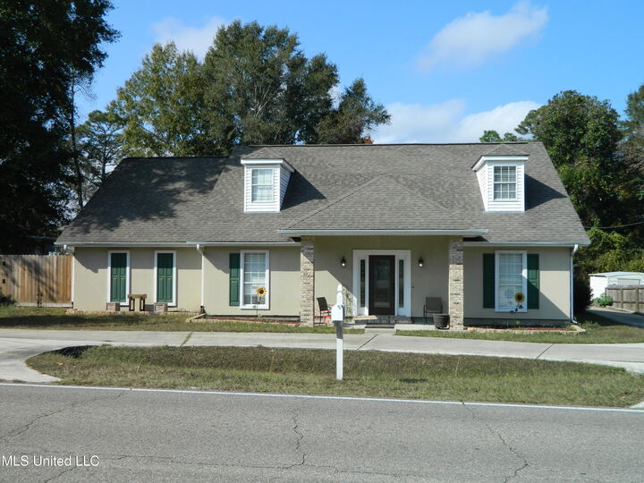 Property Photo: 87129 Golf Club Drive MS 39525