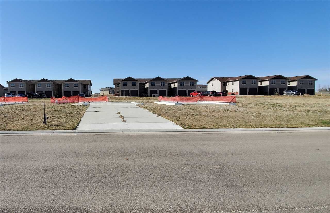 Property Photo: 240 14th St Block 52 Lot 8 ND 58852