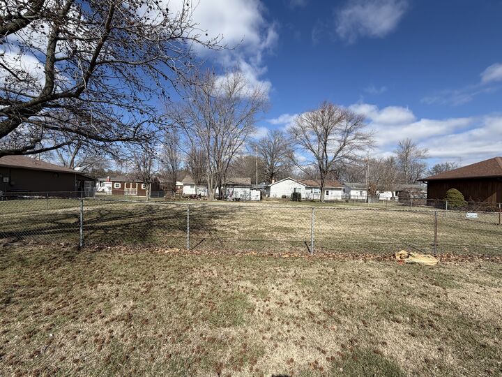 Property Photo:  0 Frazier Avenue  IL 62801 
