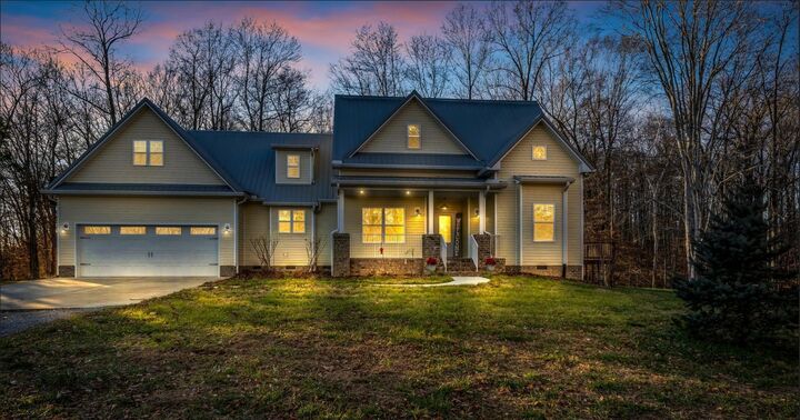 Property Photo:  2206 Hwy 48 S  TN 37055 