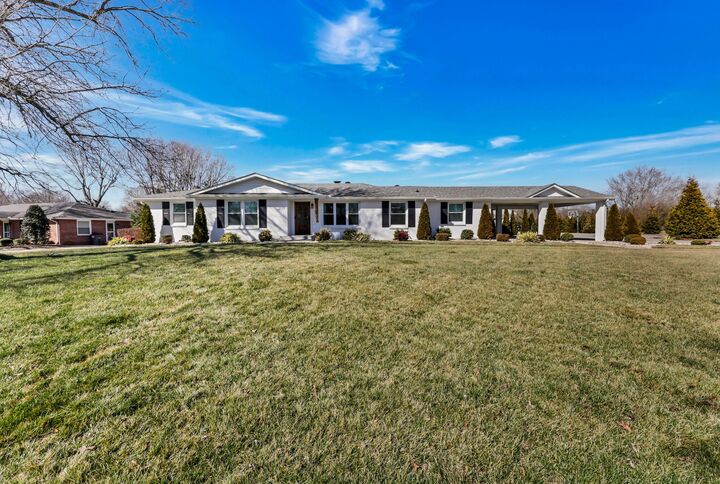 Property Photo:  2117 Post Rd  TN 37043 