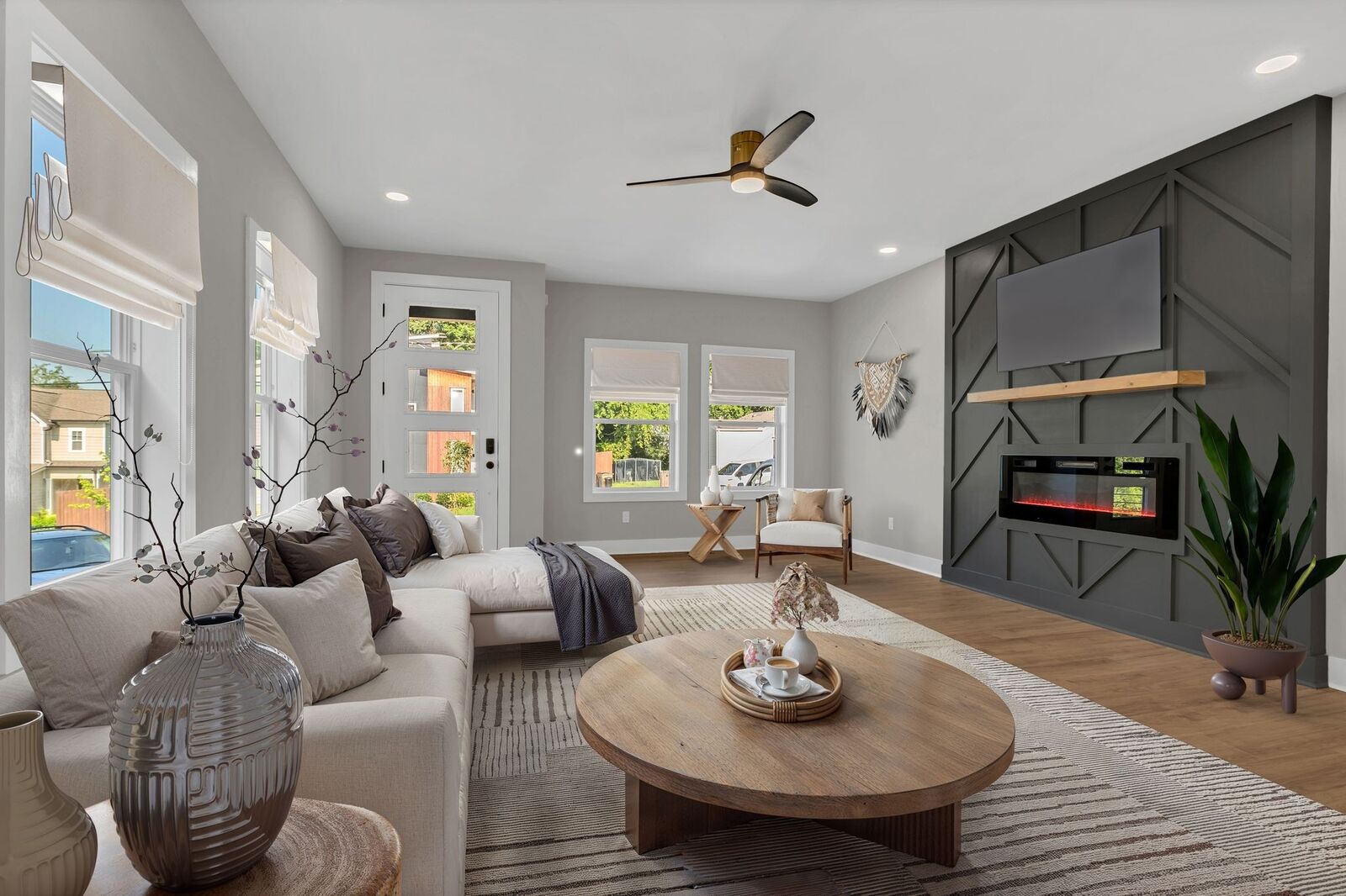 Property Photo: 2637B Pennington Ave TN 37216