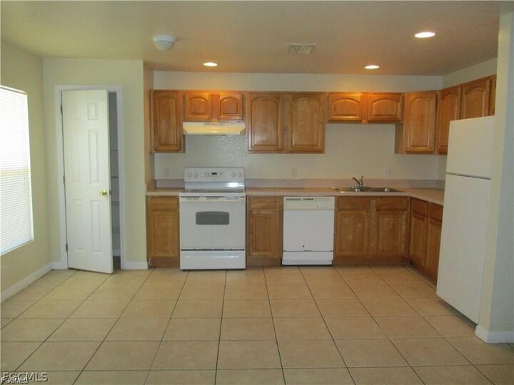 Property Photo:  108-110 Harold Avenue S  FL 33973 