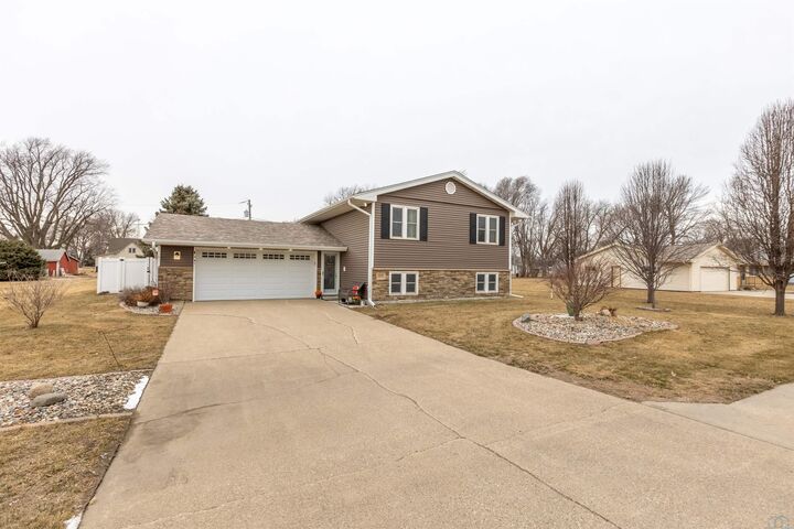 Property Photo:  209 Buckley Street  IA 51055 