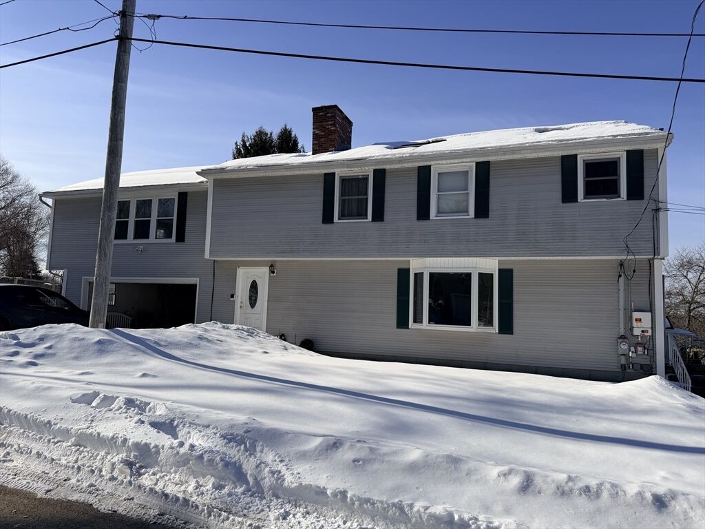 Property Photo:  20 Alameda Rd  MA 01604 