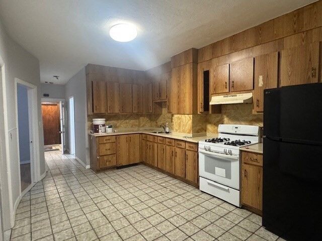 Property Photo:  166A Chelsea St. 1  MA 02128 