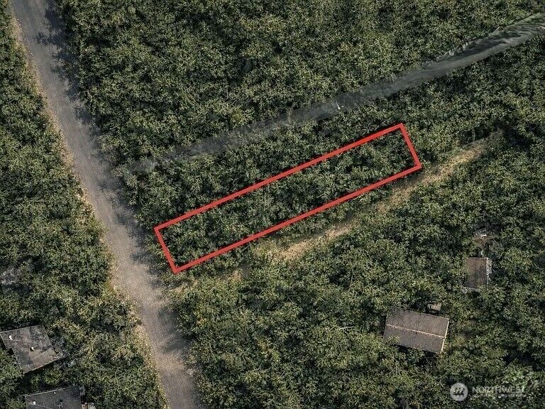 Property Photo:  619 N Colony Surf Drive  WA 98555 