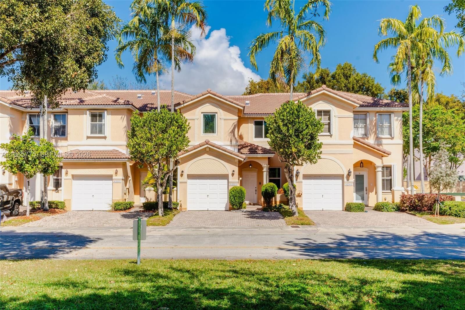 Property Photo:  12523 SW 121st Way  FL 33186 