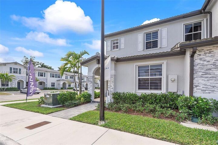 Property Photo: 16228 SW 291st St FL 33033