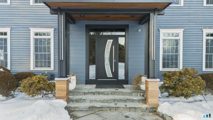 Property Photo:  13 Surrey Lane  CT 06468 