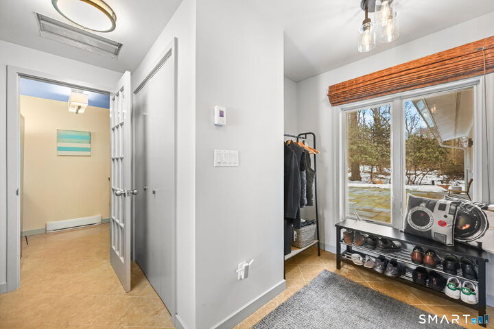 Property Photo:  15 Four Brooks Circle  CT 06903 