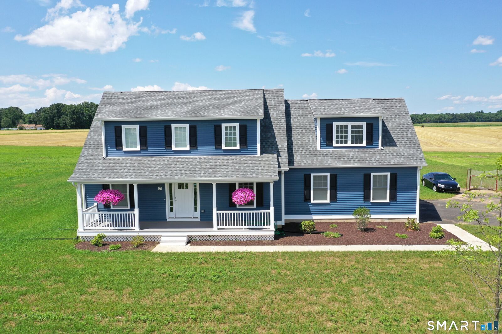 Property Photo: 318 Capen Street CT 06095