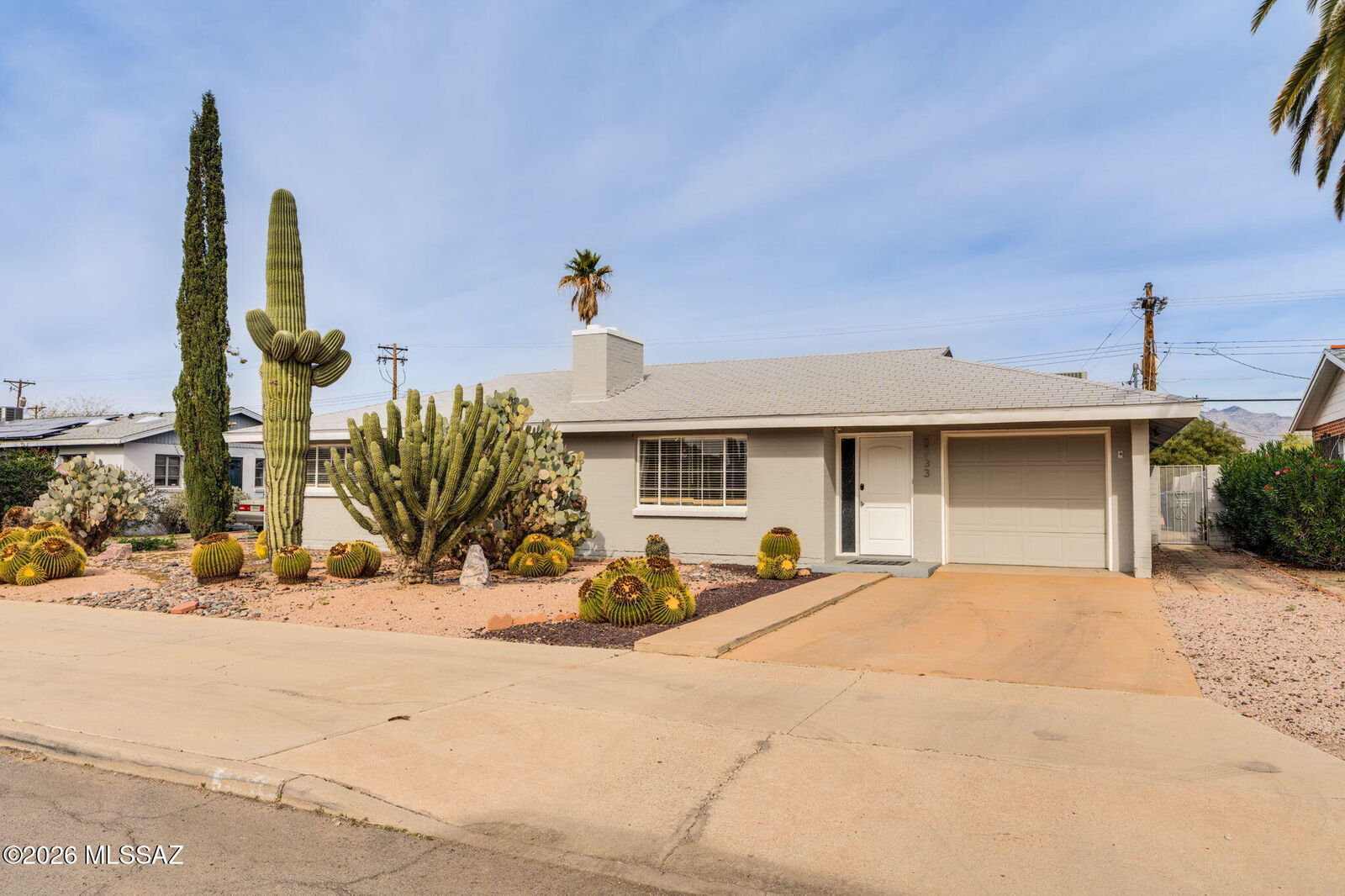 Property Photo: 2733 E Manchester Street AZ 85716