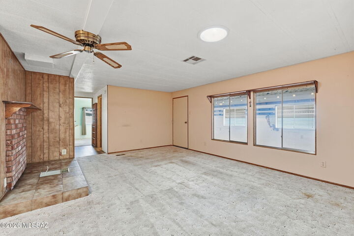 Property Photo:  269 W Mora Drive  AZ 85614 