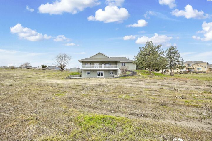 Property Photo:  4340 Rosencrans Road  WA 99353 