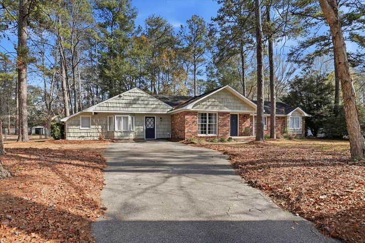 Property Photo:  2117 Wimbledon Drive  GA 31792 