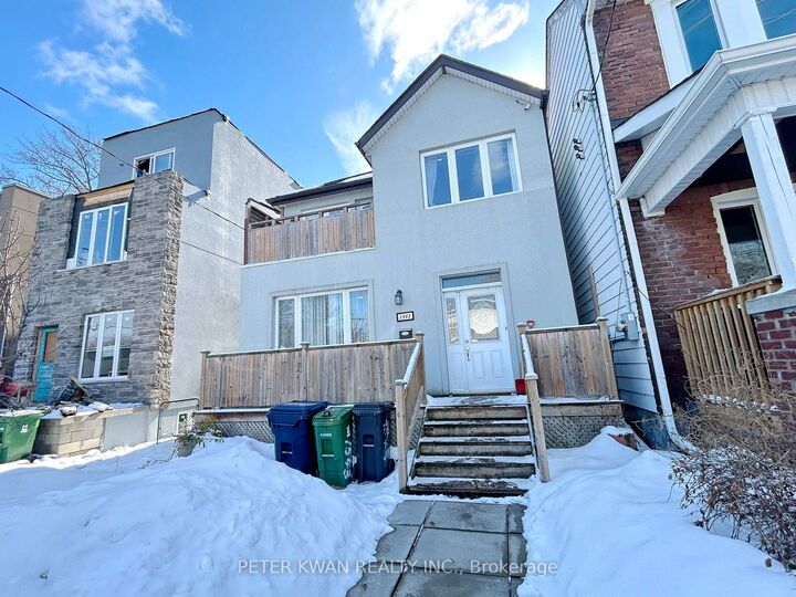 Property Photo:  1543 Dundas Street E  ON M4L 1K6 