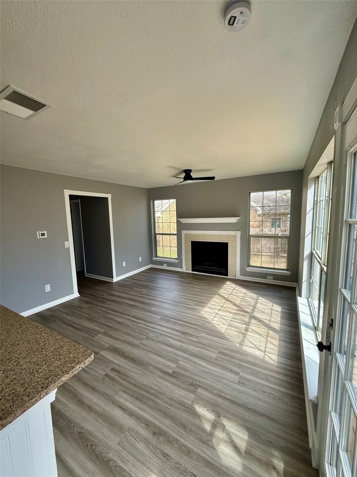 Property Photo:  2905 Six Gun Trail  TX 78748 