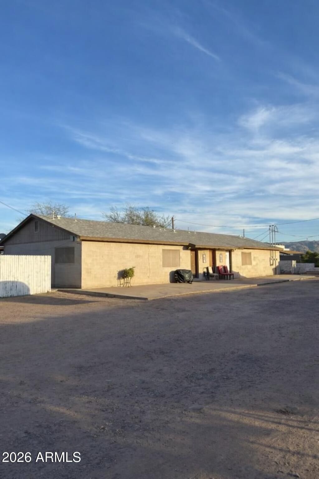 Property Photo: 1235 E Wood Street AZ 85040