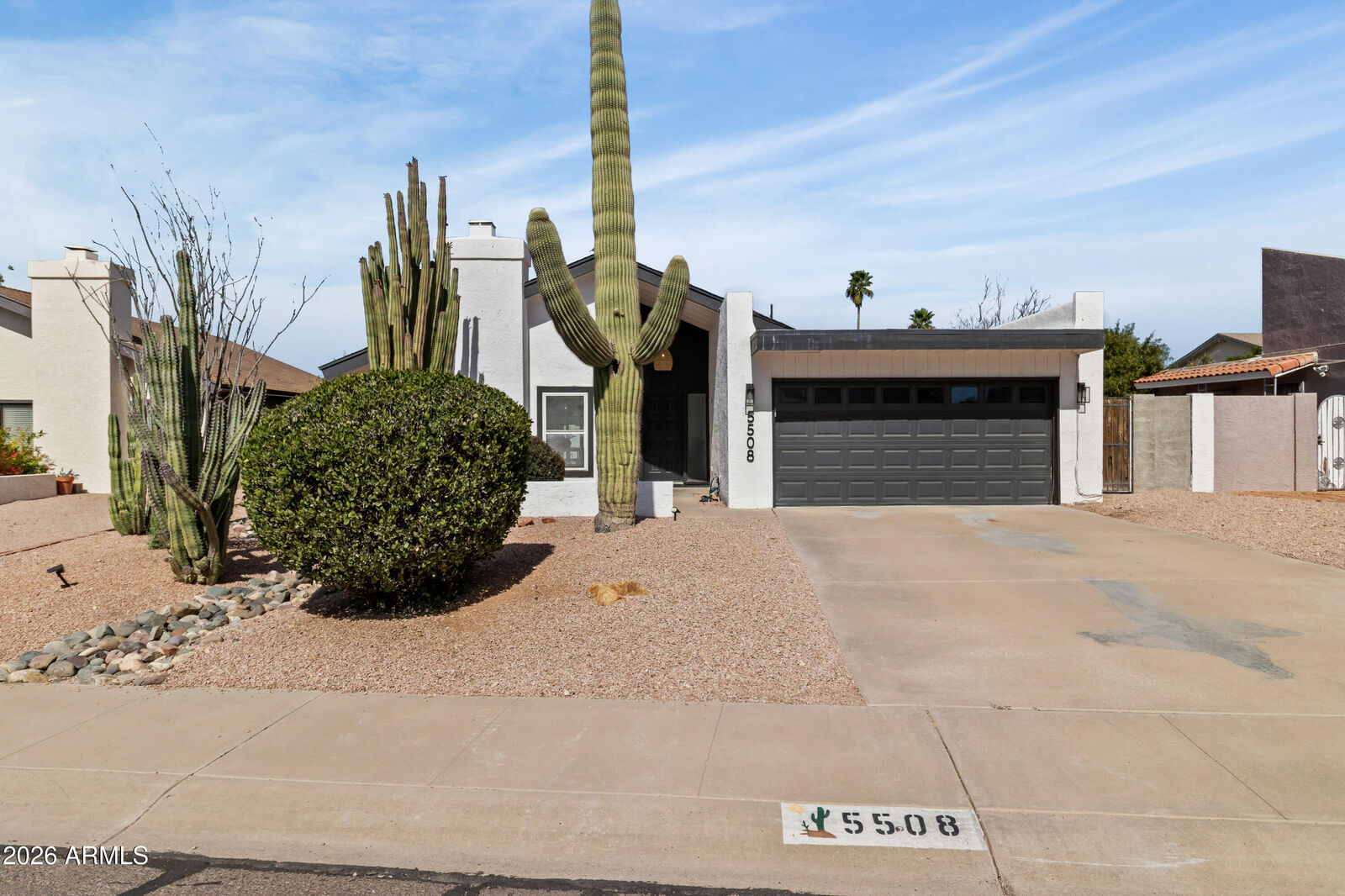 Property Photo: 5508 E Cambridge Avenue AZ 85008