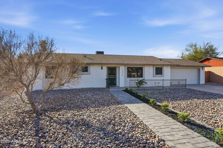 Property Photo: 1336 S Cactus Road AZ 85119