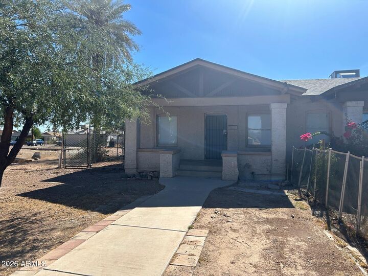 Property Photo: 2013 W Adams Street AZ 85009