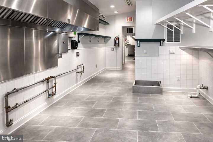 Property Photo: 1370 H Street NE DC 20002