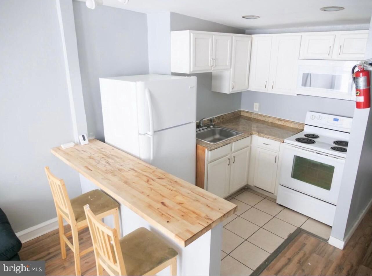 Property Photo:  211 W Laveer Street  PA 19120 