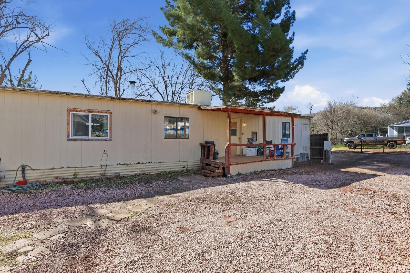 Property Photo:  451 S Valley View  AZ 85541 