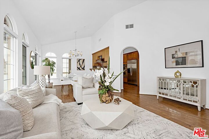 Property Photo:  5935 Playa Vista Dr  CA 90094 