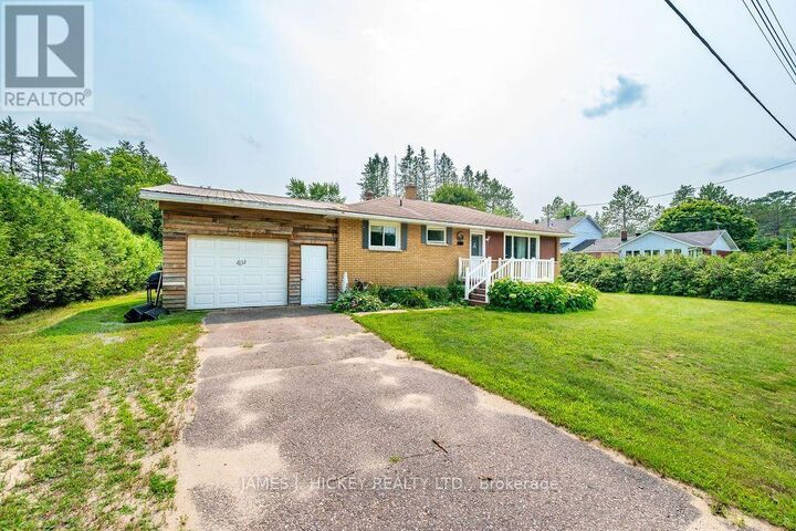 Property Photo: 115 Lorne Place ON K0J 1P0