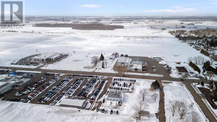 Property Photo:  70735 London Road  ON N0M 1S1 