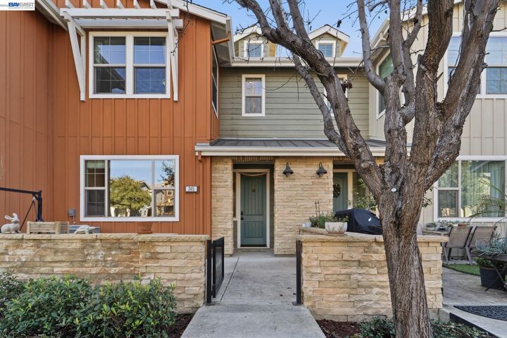 Property Photo:  245 Fennel Way  CA 94551 