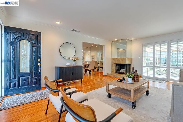 Property Photo: 1515 Miramonte Ave CA 94040