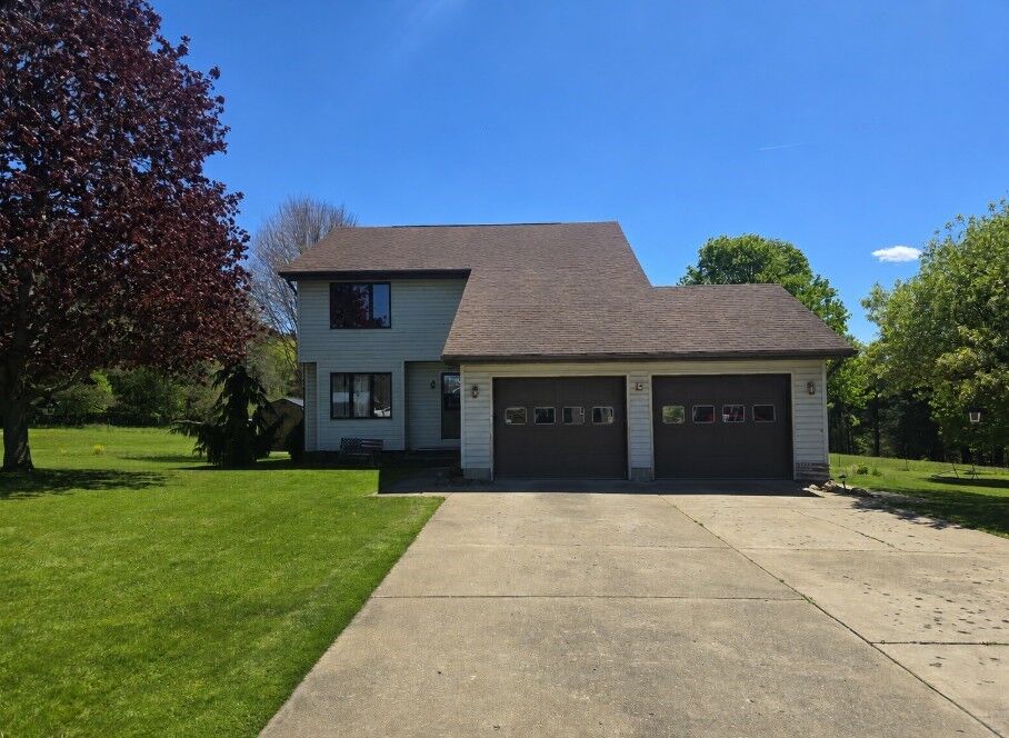 Property Photo:  156 E Main Street  PA 16405 