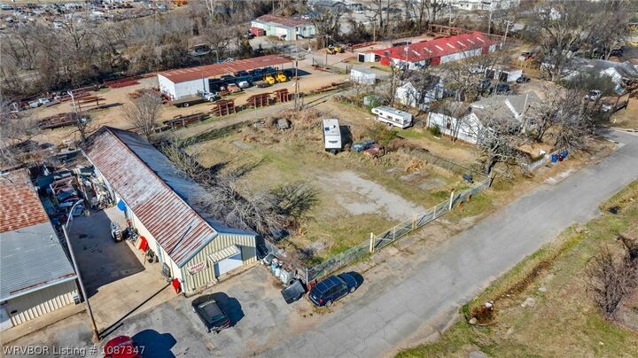 Property Photo: 1710 & 1712 11th Street AR 72901