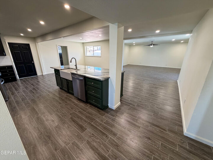 Property Photo:  229 Granada Avenue  TX 79912 