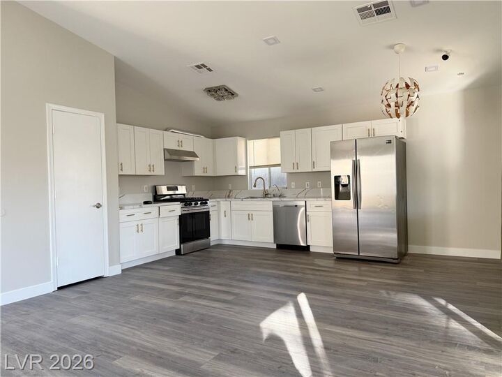 Property Photo: 9362 Santa Fe Rose Street NV 89123