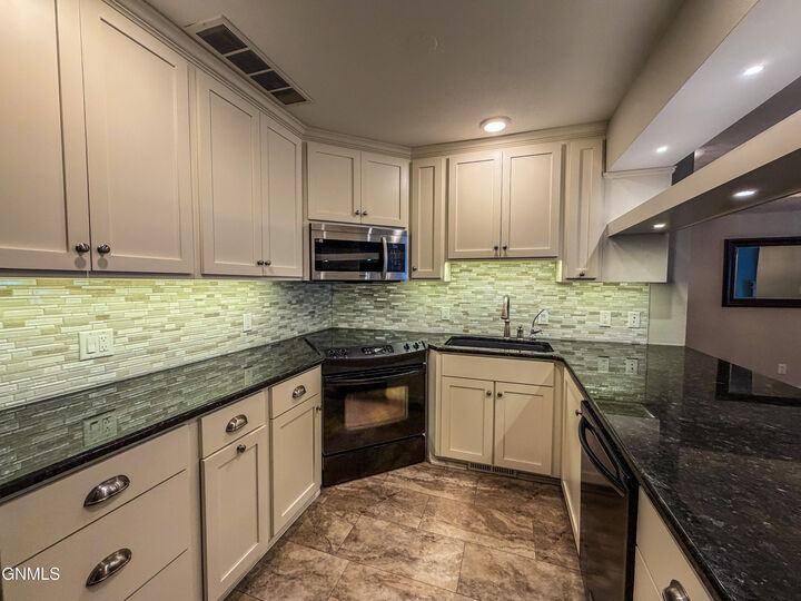 Property Photo:  103 W Ave A  ND 58501 