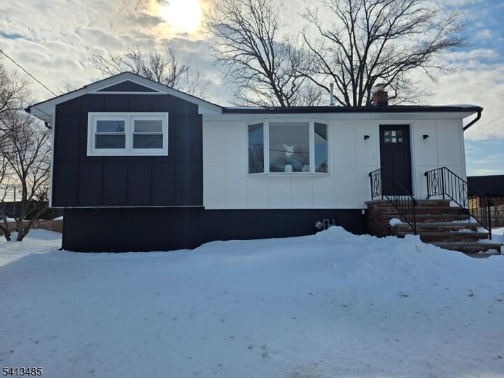 Property Photo:  351 Woodcrest Pl  NJ 07663 