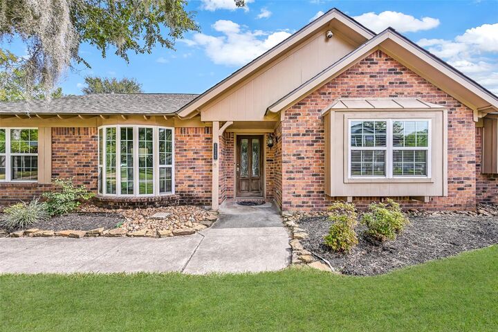 Property Photo:  5315 Kingsmill Road  TX 77546 