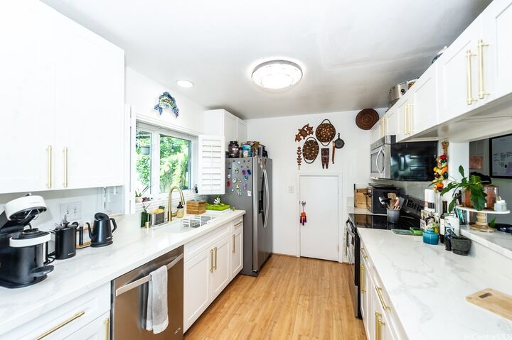 Property Photo: 94-55 Pumaia Way HI 96797