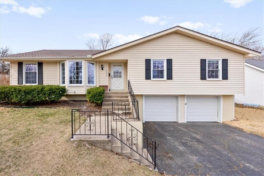 Property Photo:  8834 Candlelight Lane  KS 66215 