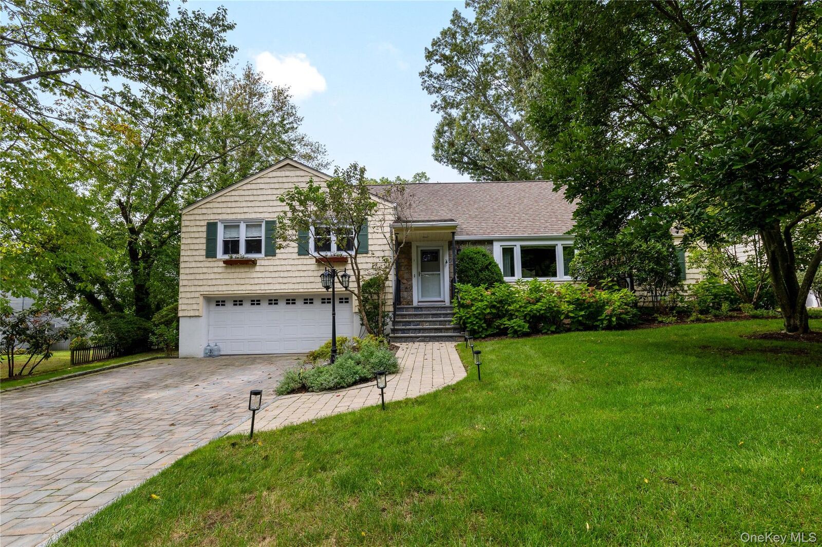 Property Photo:  2 Tamarac Trail  NY 10528 