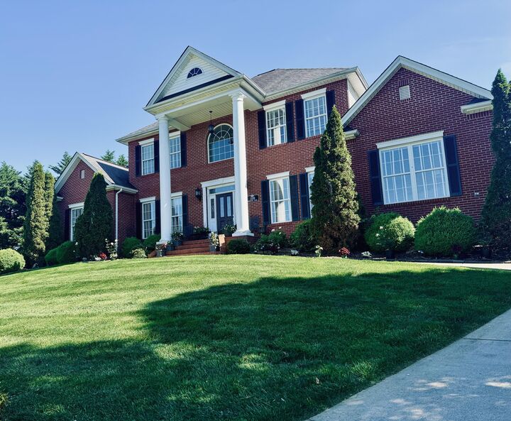 Property Photo: 1109 Broughton Court TN 37814