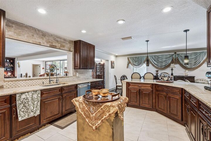 Property Photo:  6054 Marlberry Drive  FL 32819 