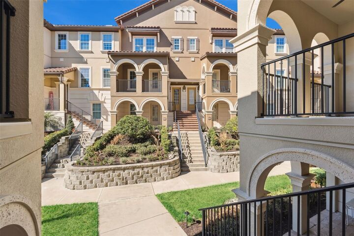 Property Photo:  2037 Lobelia Drive  FL 32746 