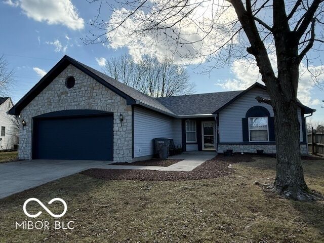 Property Photo:  6045 Arlington Way  IN 46237 